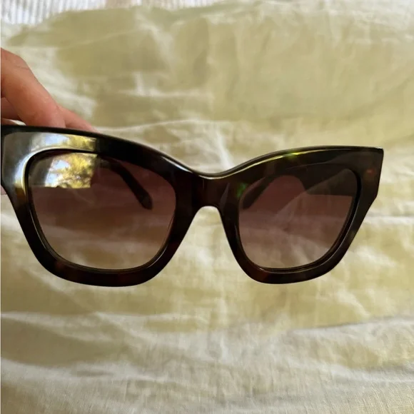 Quay ‘ BY THE WAY’ new  sunglasses - Picture 4 of 11